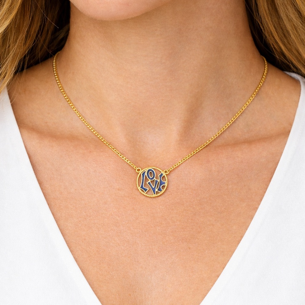 Vintage 1970 collectible 18 carat gold chain with blue enamel